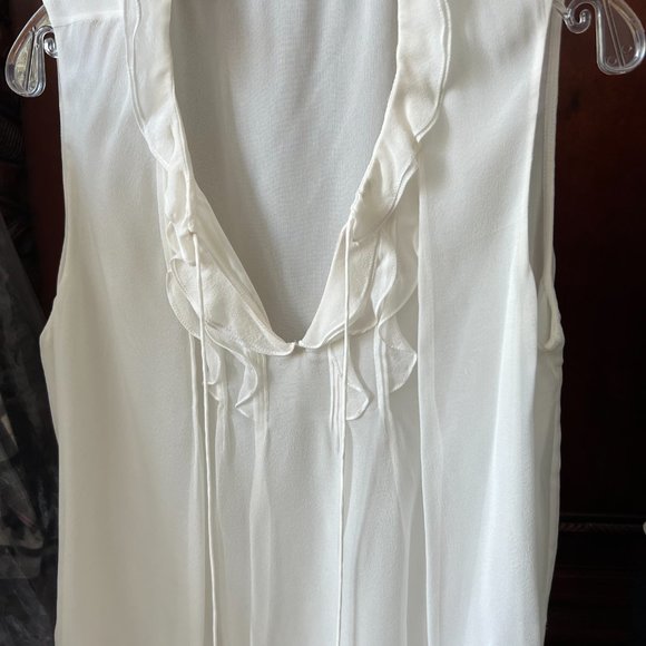 NWOT Diane Von Furtensberg Cream Ruffled Sleeveless Tie Blouse - Picture 9 of 10